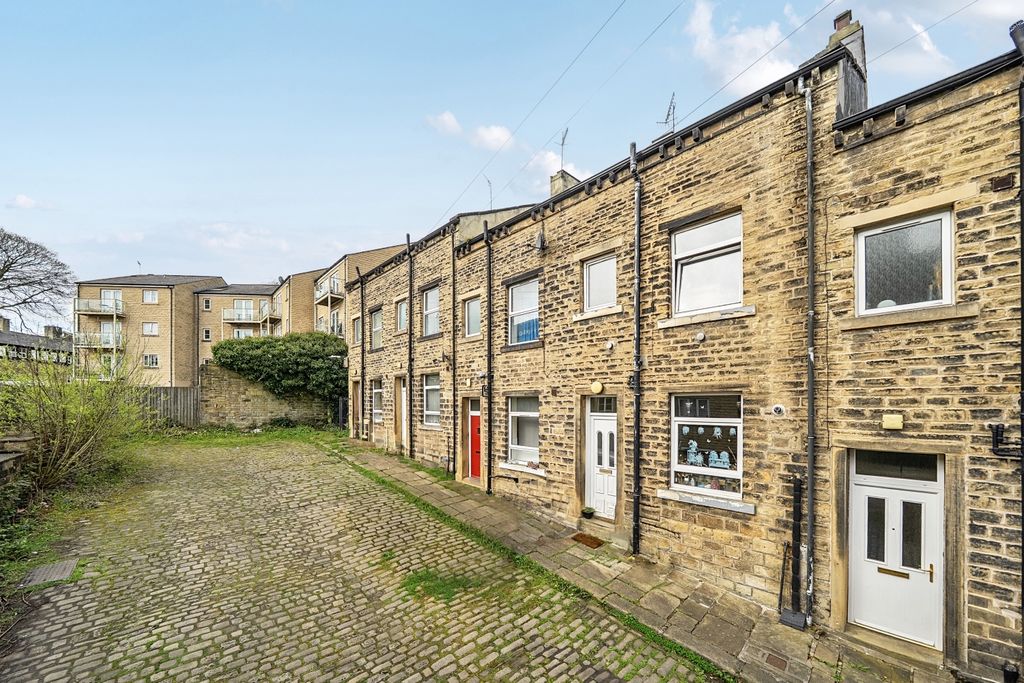 Property photo 1 of 11 1436499-1-69De0d3Fb9B33-1