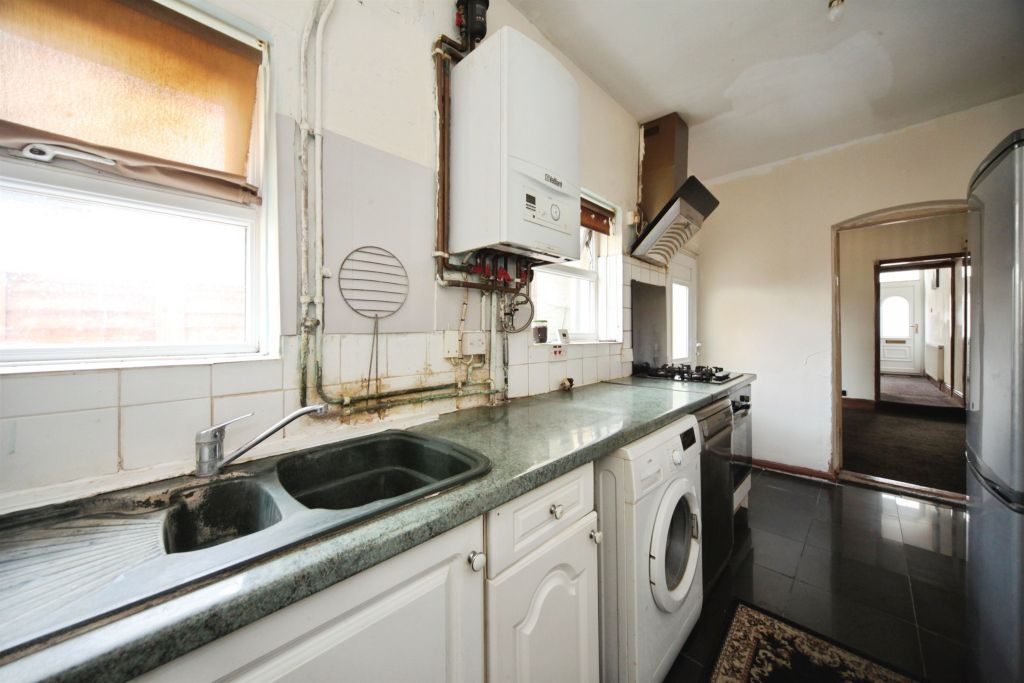 Property photo 2 of 16