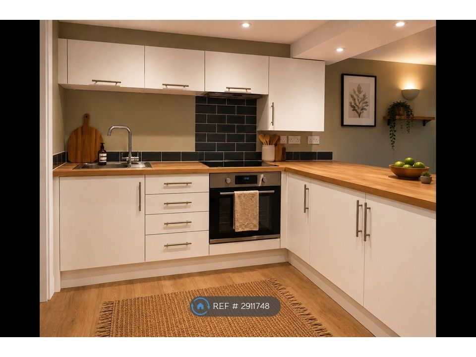 Property photo 3 of 6 Kitchen (Virtually Staged)