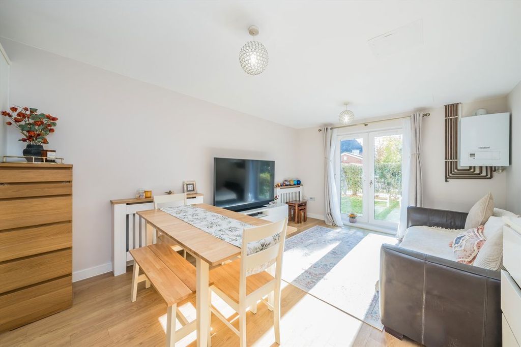 Property photo 2 of 5