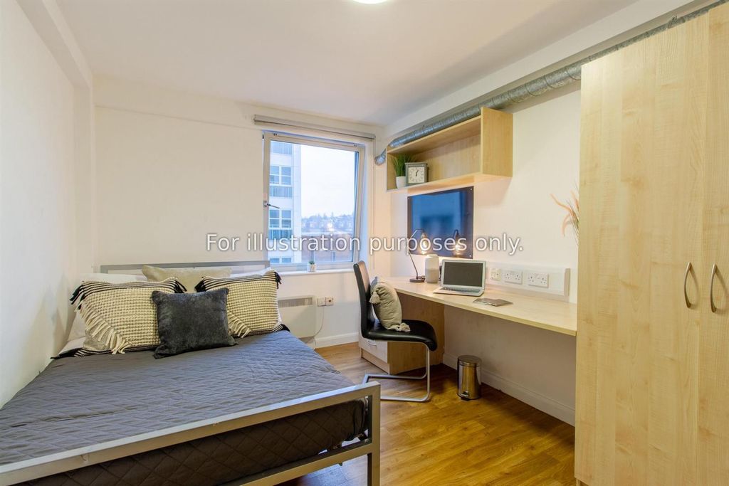 Property photo 1 of 25