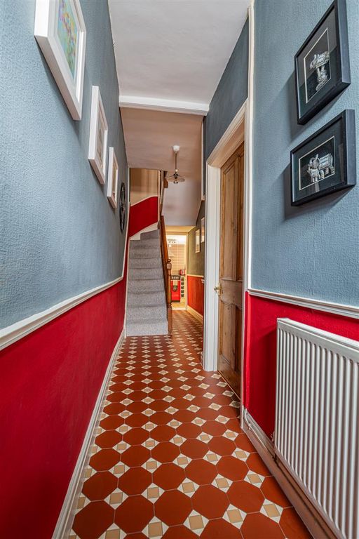 Property photo 2 of 17 Pontcanna Place 7-1.Jpg