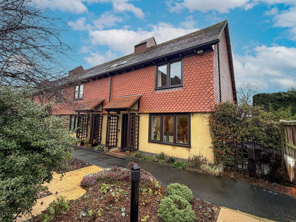 Property photo 3 of 17