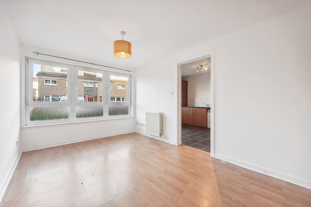 Property photo 2 of 9 2