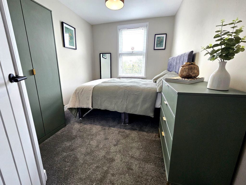 Property photo 2 of 6