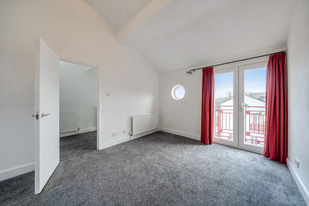 Property photo 2 of 21 Reception Room