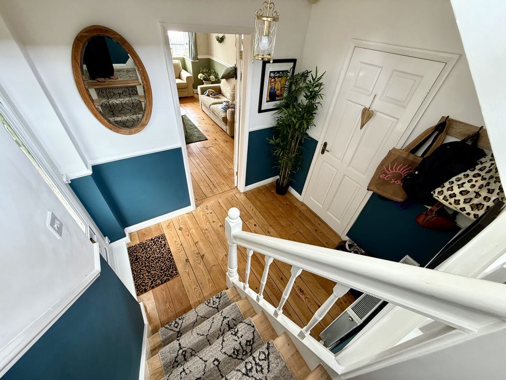 Property photo 3 of 18 Img_3970