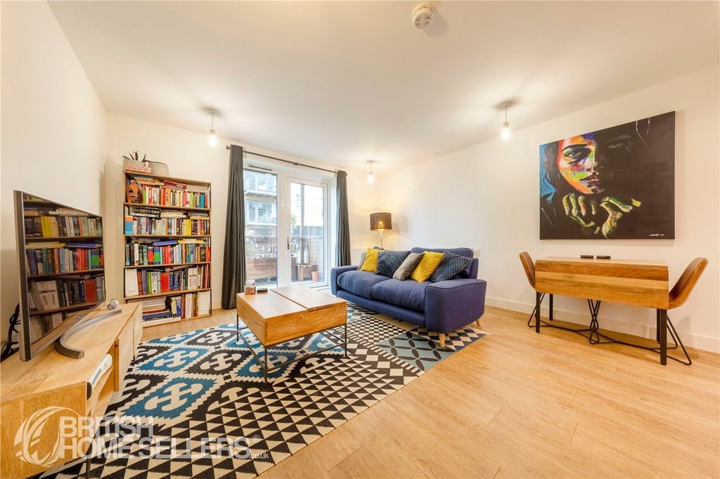 Property photo 3 of 19 Picture No. 03