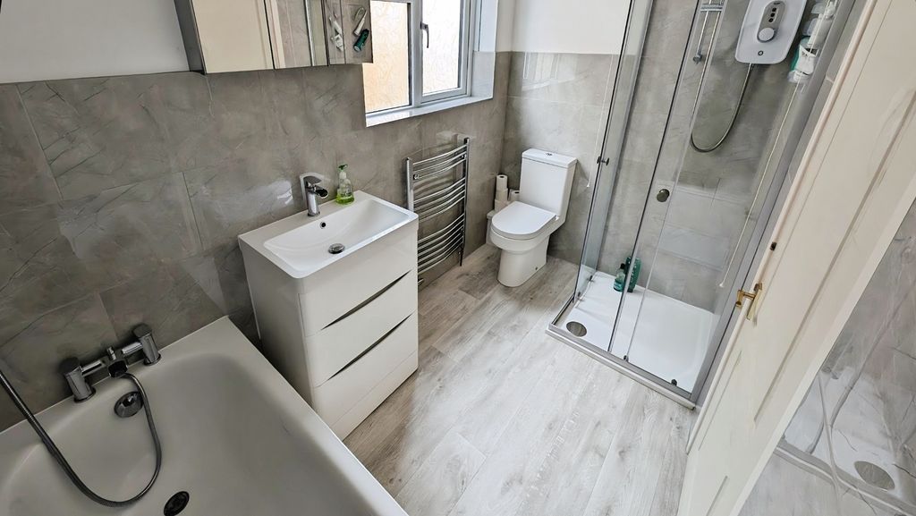 Property photo 3 of 15 Pbox-Img.Jpg