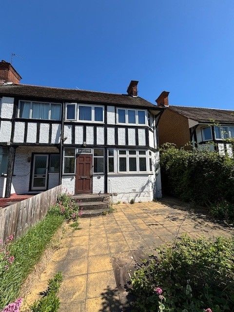 Property photo 2 of 8 Exterior