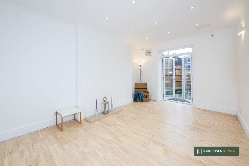 Property photo 2 of 12 Reception Room