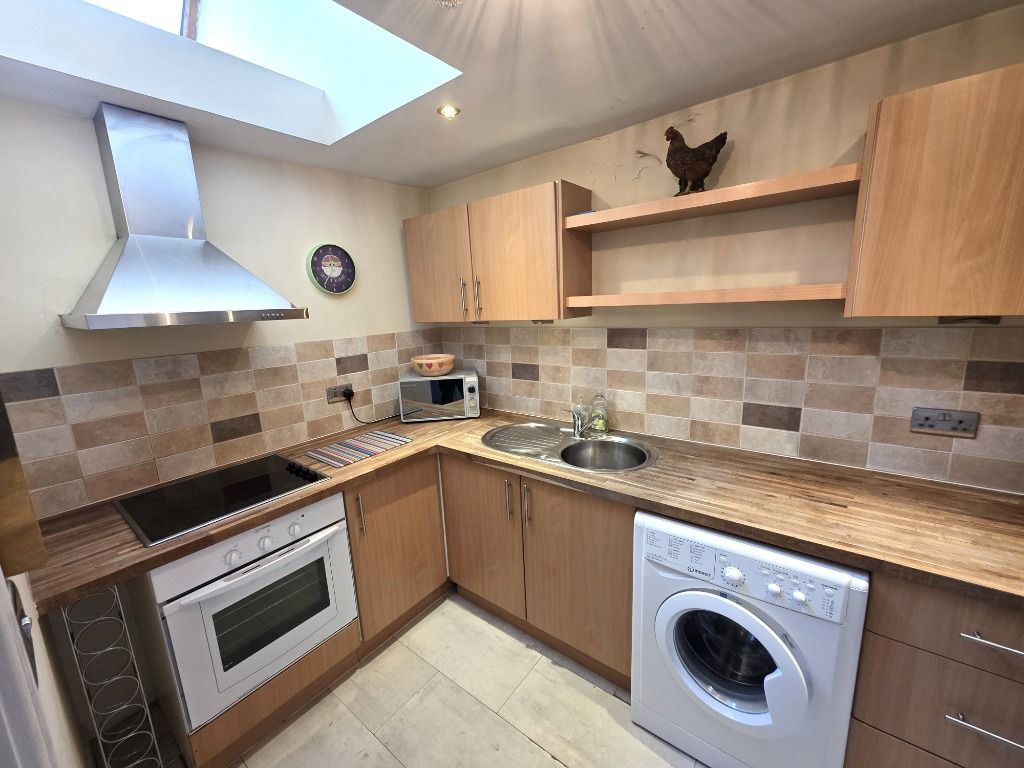 Property photo 3 of 8 Photo 3