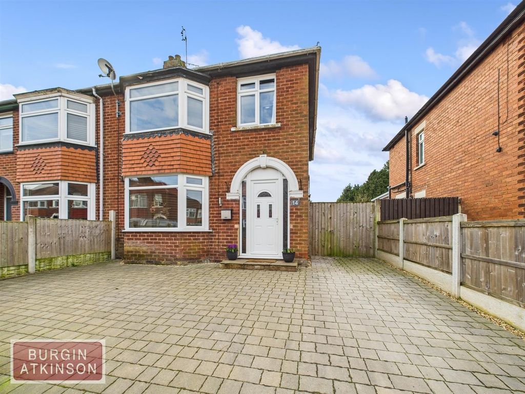 Property photo 1 of 28 Cam01619G0-Pr0102-Still031.Jpg