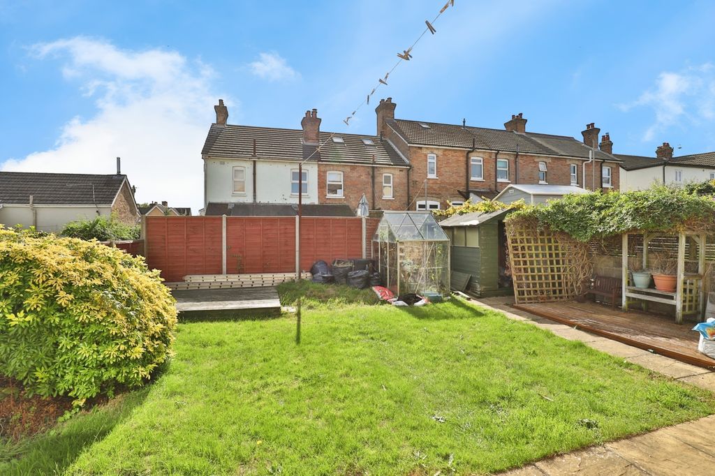 Property photo 3 of 16 Photo