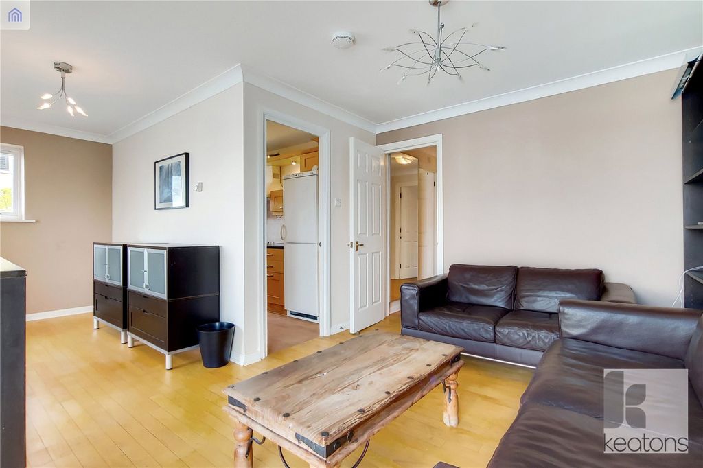 Property photo 3 of 13 Living Room