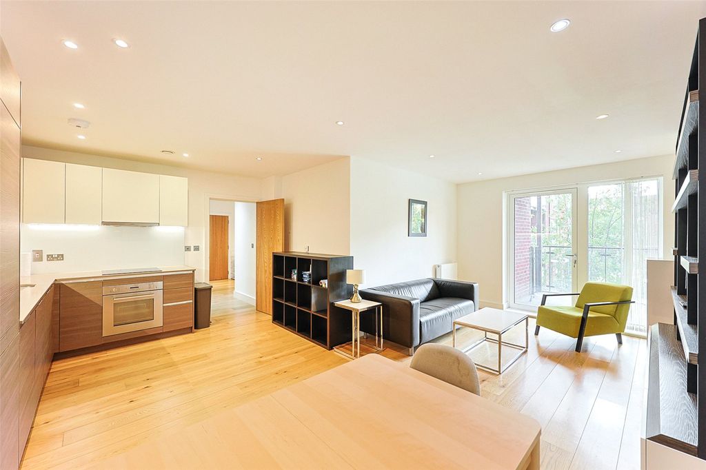 Property photo 3 of 18 Picture No. 05