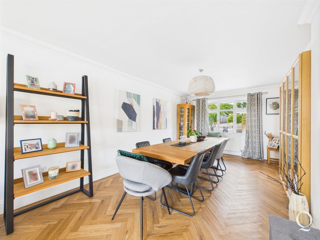 Property photo 3 of 26