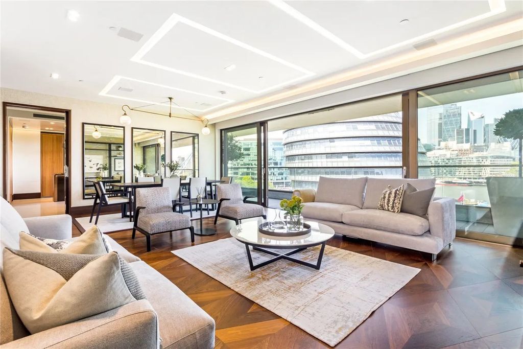 Property photo 2 of 25 Photo 12