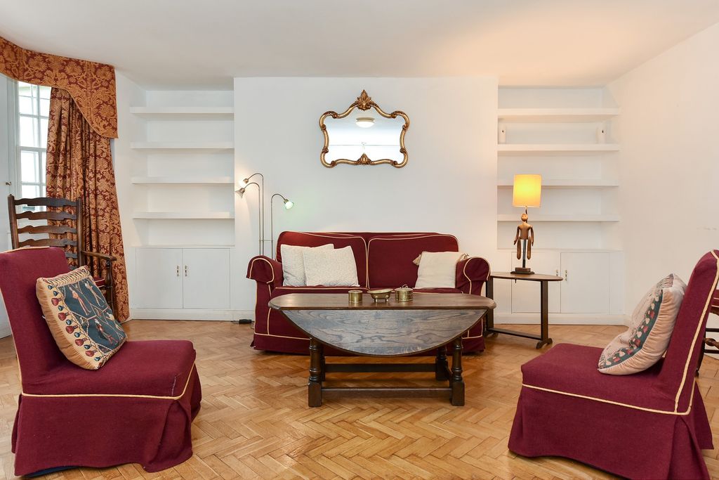 Property photo 2 of 12 Picture 2