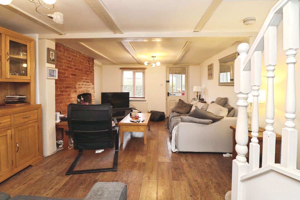 Property photo 2 of 26 Lords Cottage