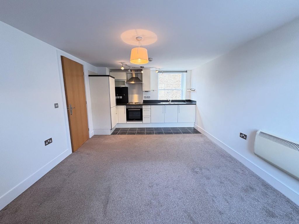 Property photo 2 of 15 Img_8195.Jpg