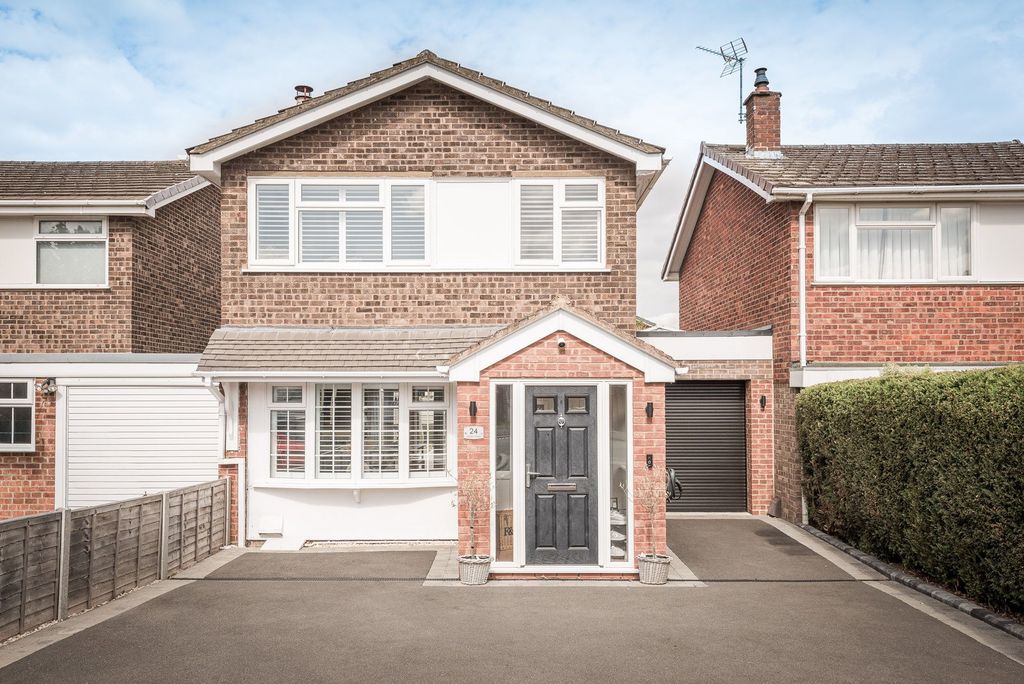 Property photo 1 of 39