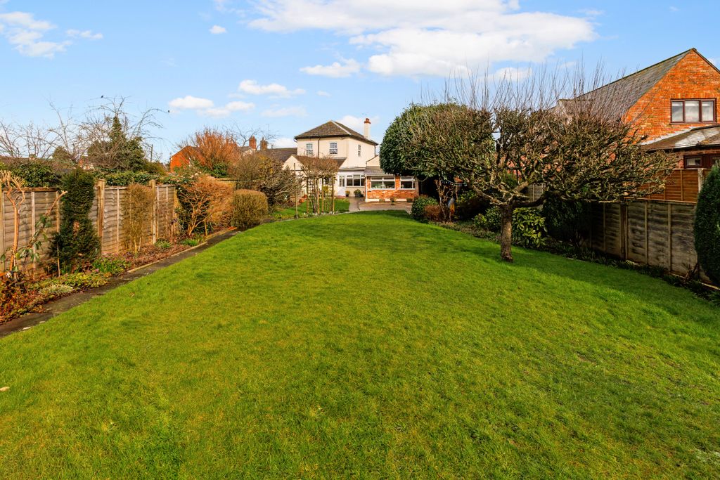 Property photo 3 of 24