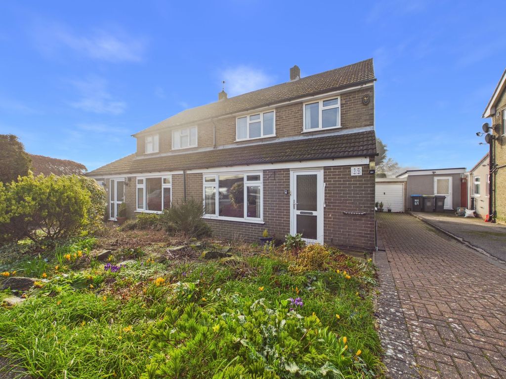 Property photo 1 of 28