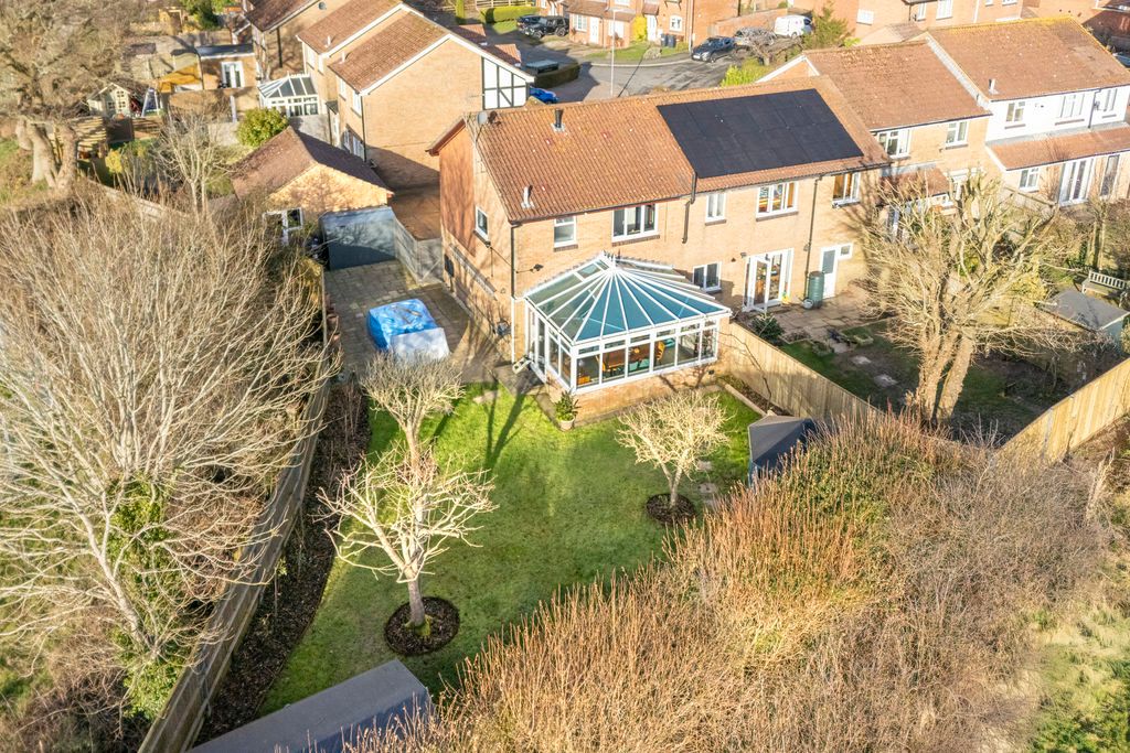 Property photo 2 of 31 Photo 31