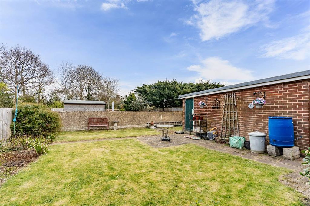 Property photo 3 of 20