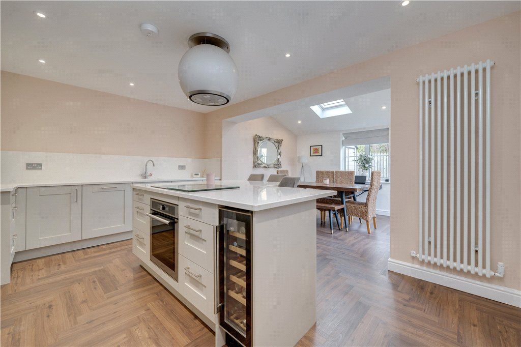 Property photo 3 of 16 Family Kitchen