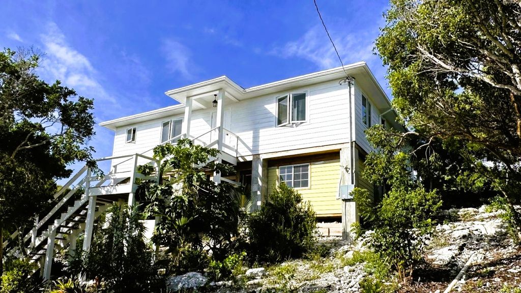 Property photo 2 of 9