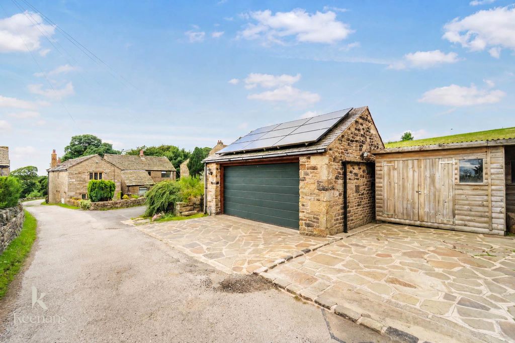 Property photo 2 of 60 14.Jpg