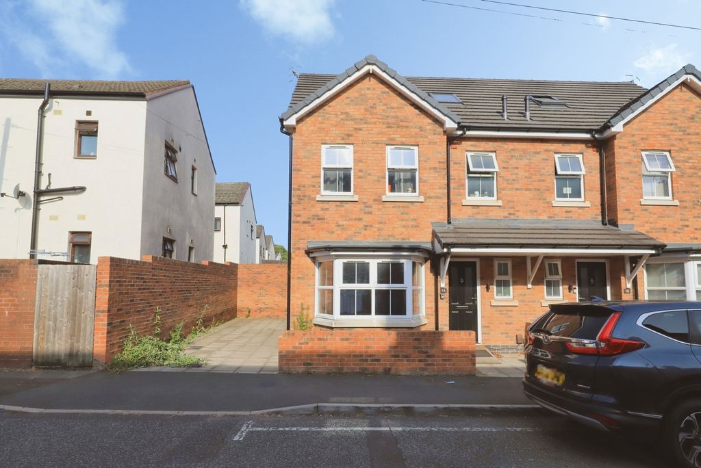 Property photo 1 of 20 Pbox-Img.Jpg