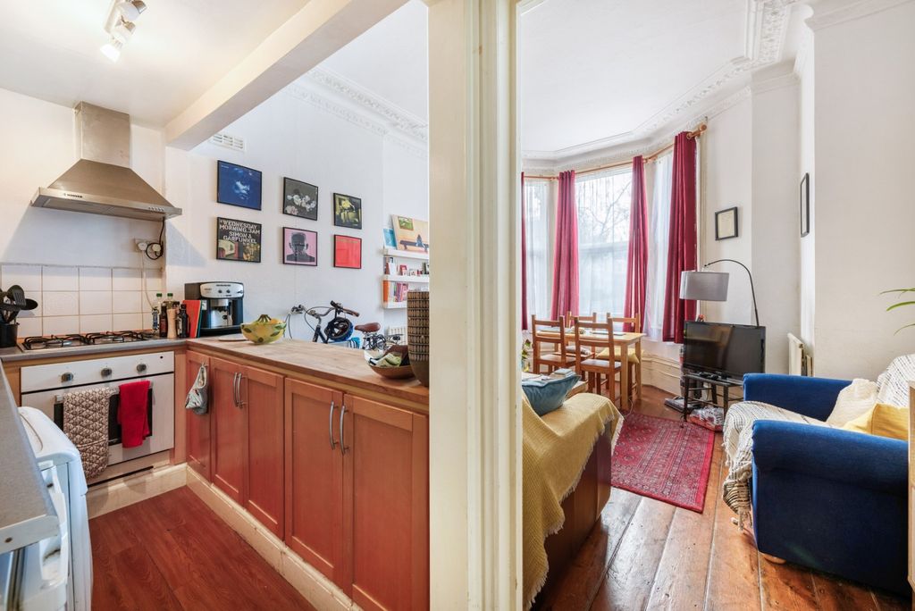 Property photo 1 of 6