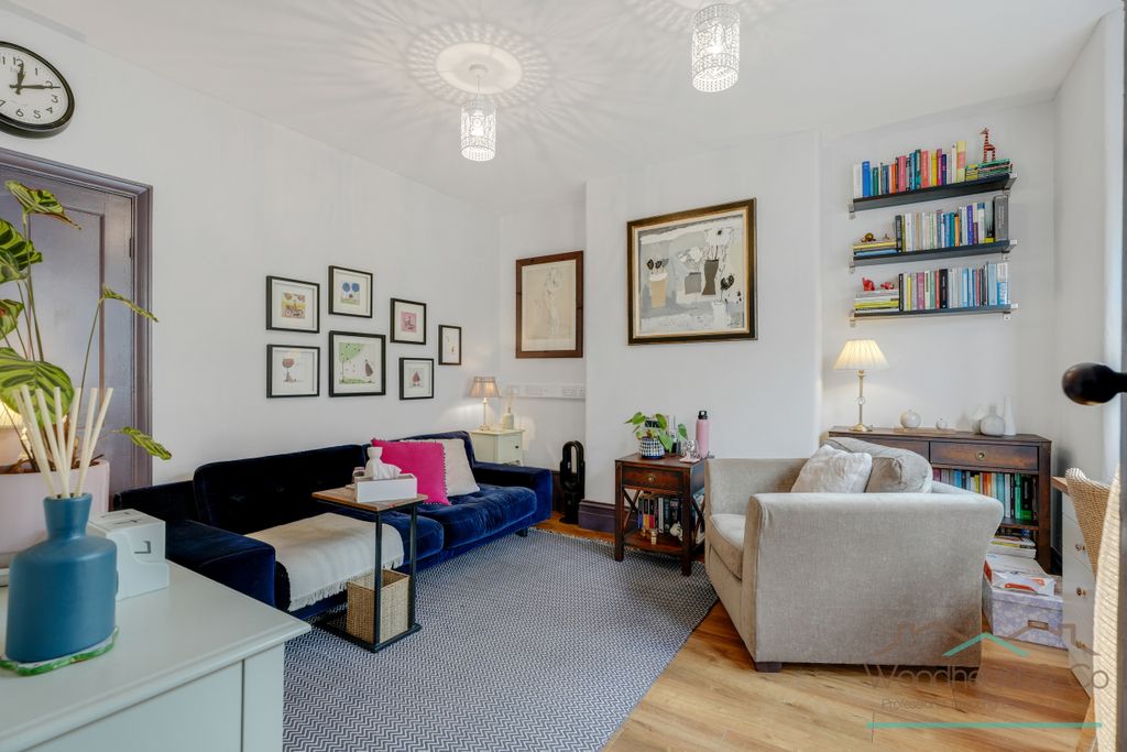 Property photo 1 of 27 A7404232