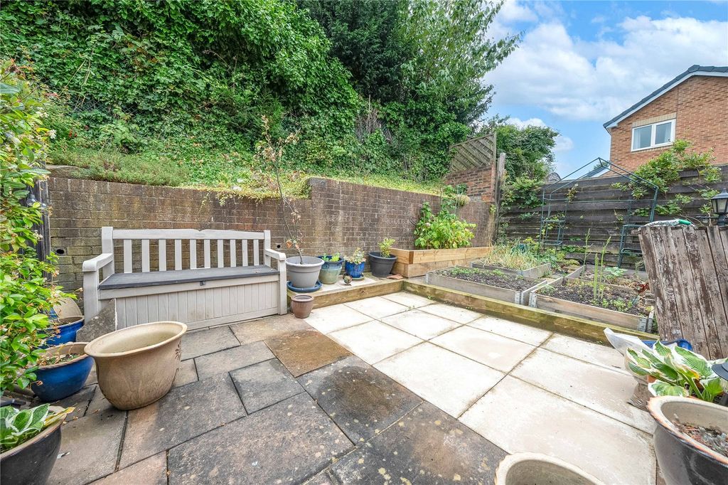 Property photo 3 of 16 Picture No. 13