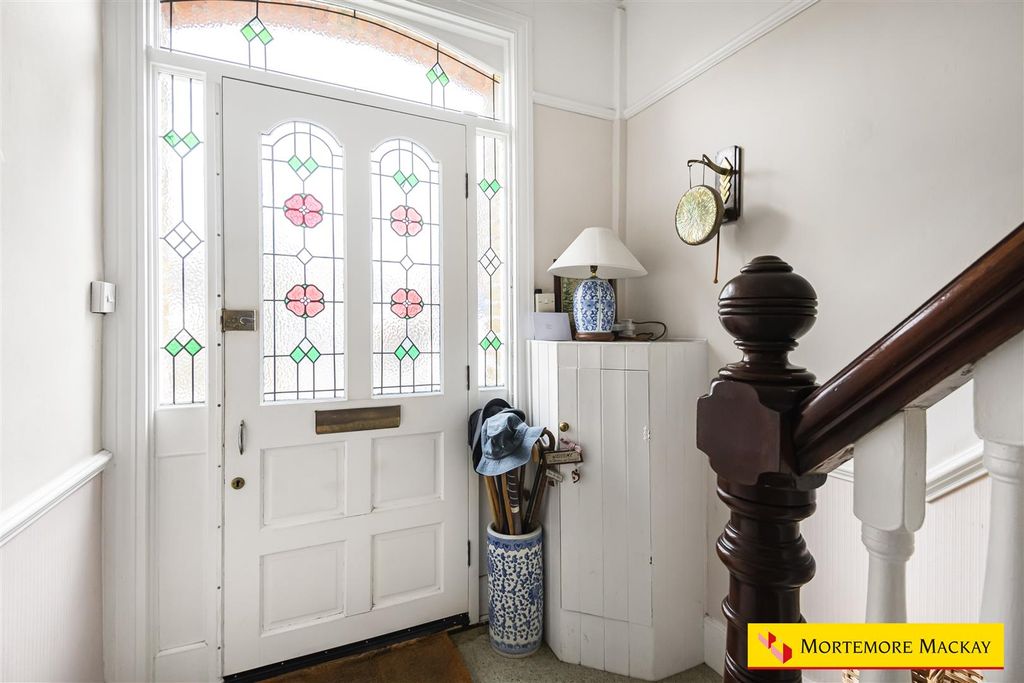 Property photo 2 of 39 32_44155_Watermarked.Jpg