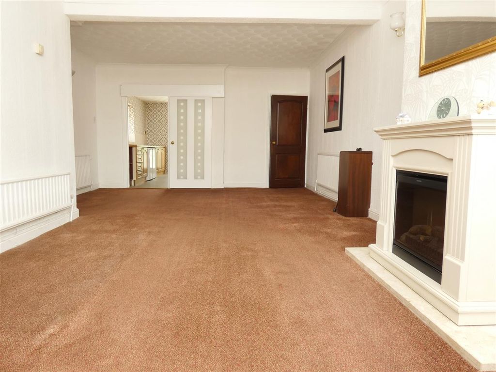 Property photo 3 of 14 Through Lounge/Dining Room