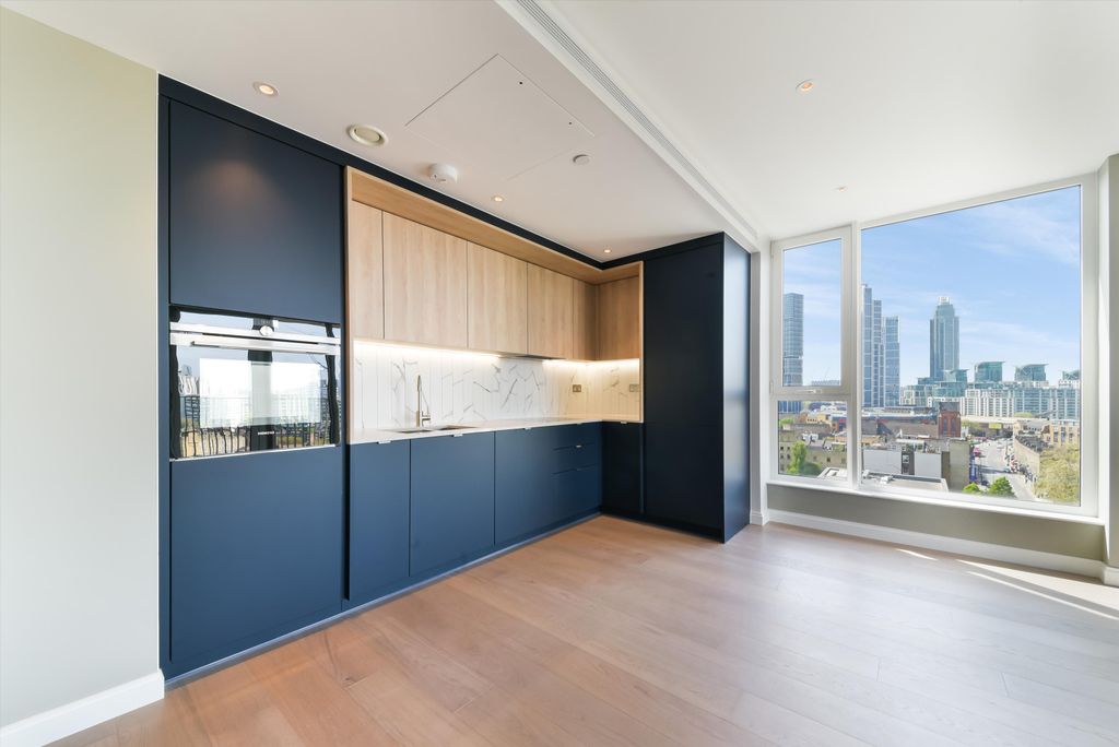 Property photo 2 of 12 Image