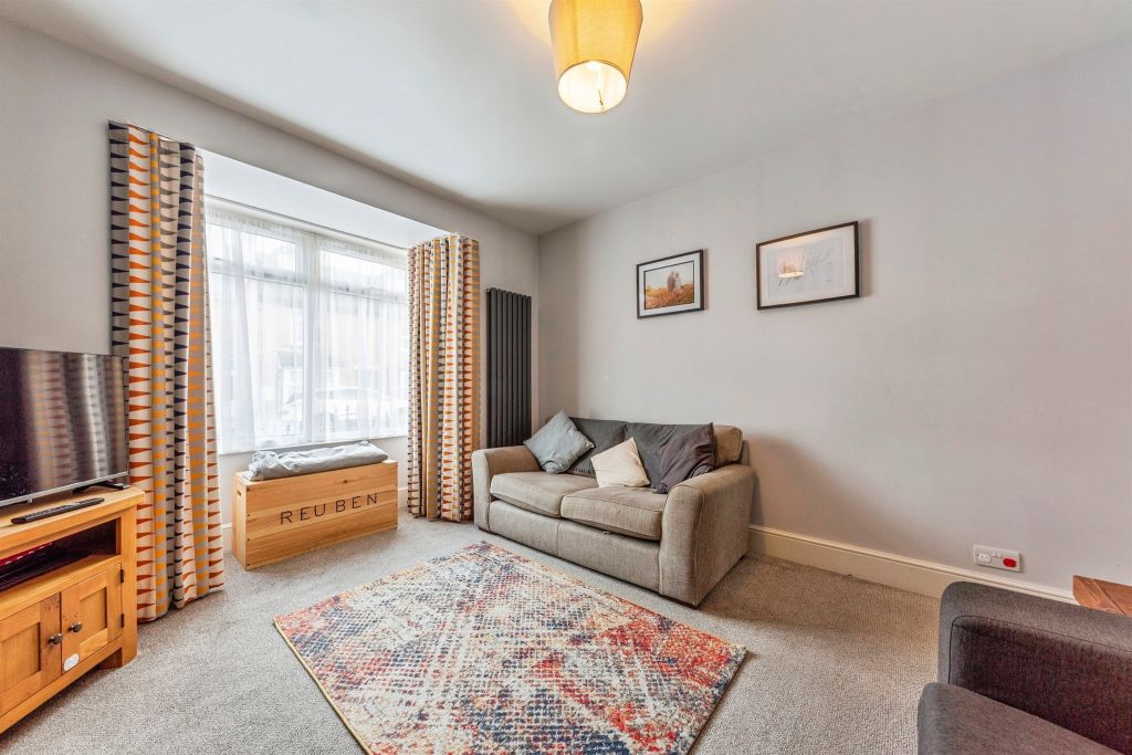 Property photo 3 of 17