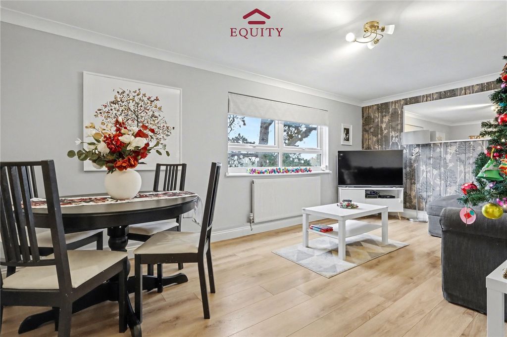 Property photo 3 of 20 Picture No. 13