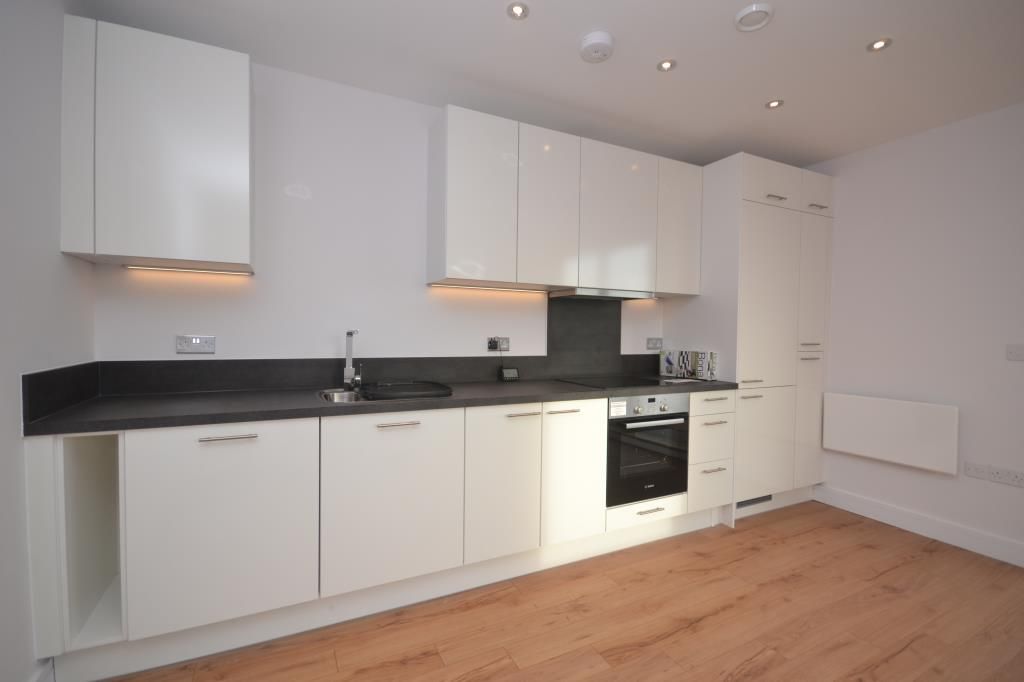 Property photo 1 of 7 Kitchen