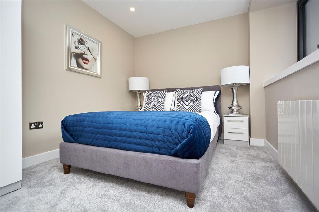 Property photo 1 of 18 Pxnh5Nh-H0Ornanprqo7-A.Jpg