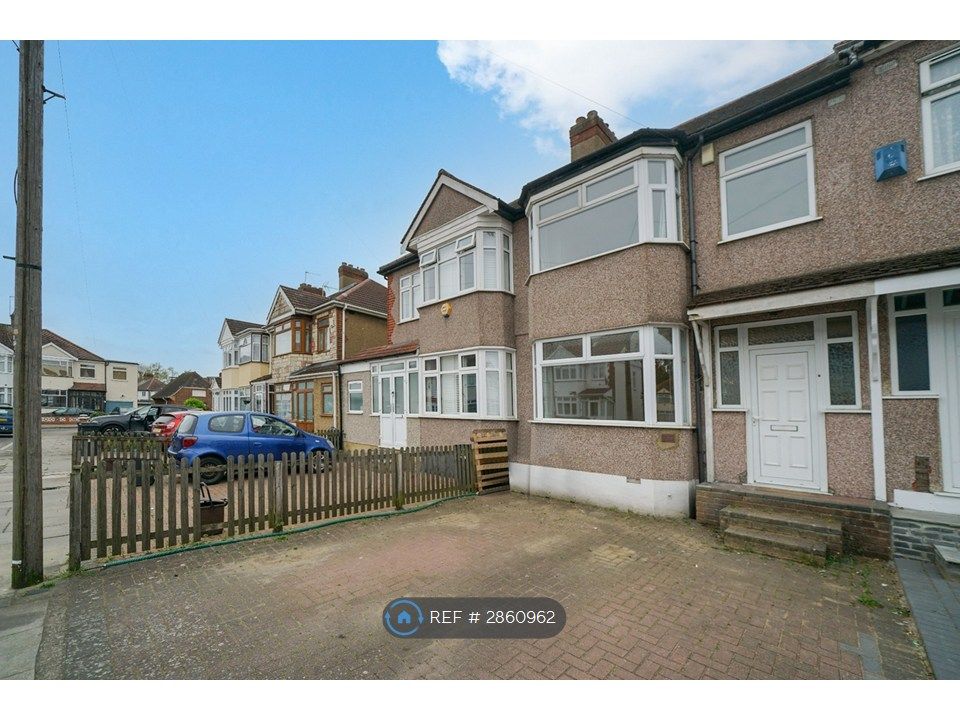 Property photo 3 of 24