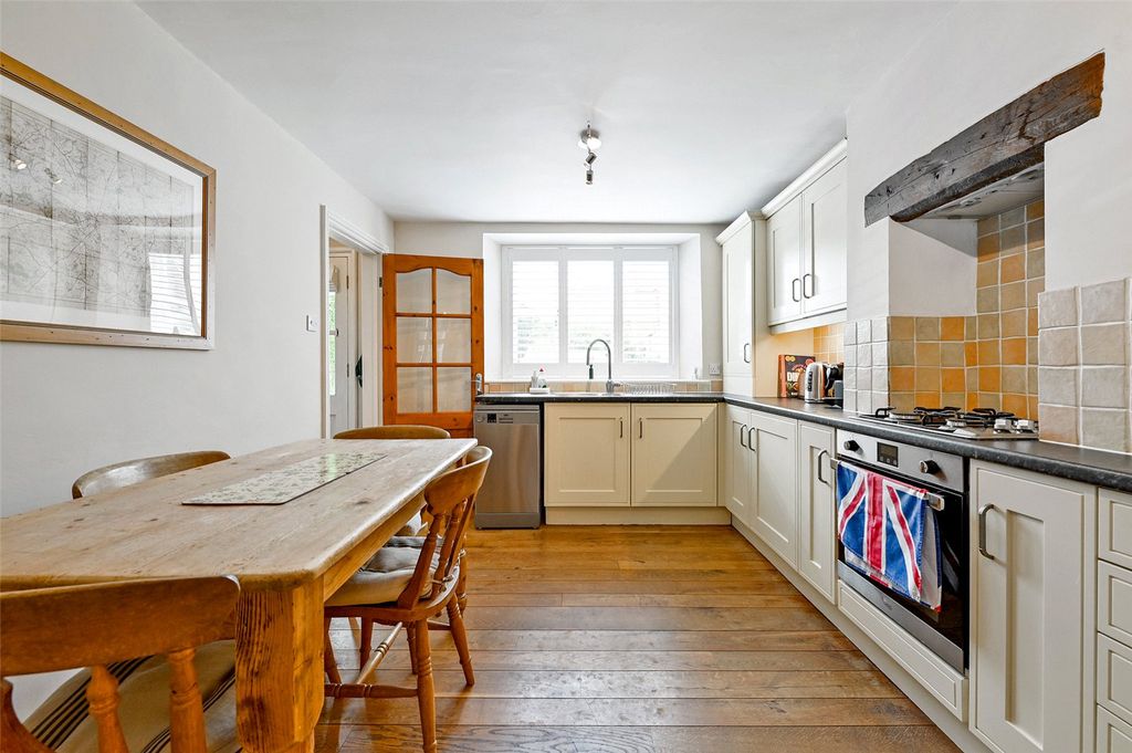 Property photo 2 of 11 Picture No. 08