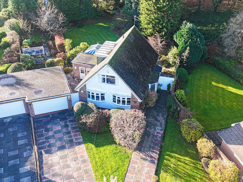 Property photo 1 of 36 Photo 62