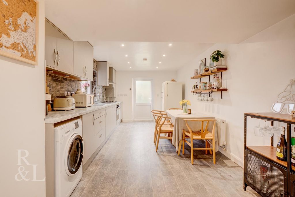 Property photo 3 of 15 Bb (12).Jpg