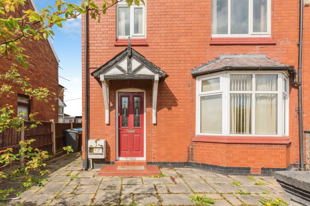 Property photo 2 of 20