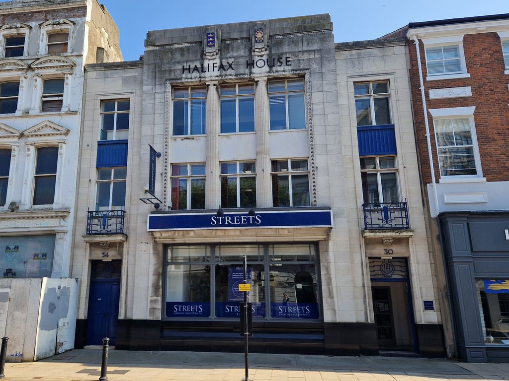 Property photo 1 of 4